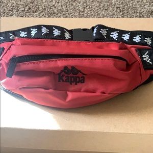 Kappa waist pouch